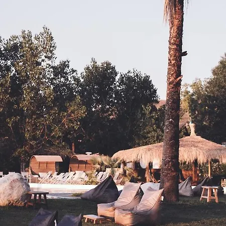 Riva Del Sol Resort *