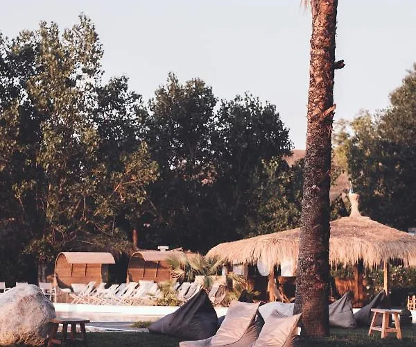 Riva Del Sol Resort *